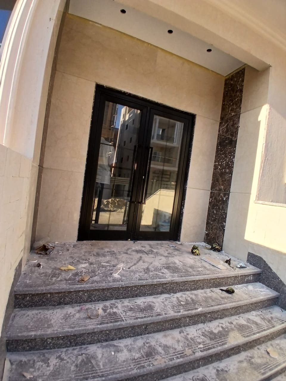 أبواب ونوافذ UPVC